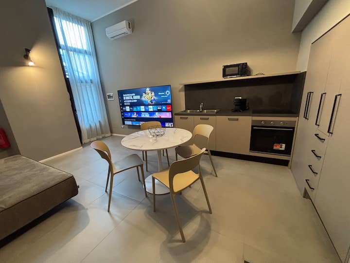 Hozyhome - Loft A Prezzo Imbattibile Bocconi-iulm - Mailand