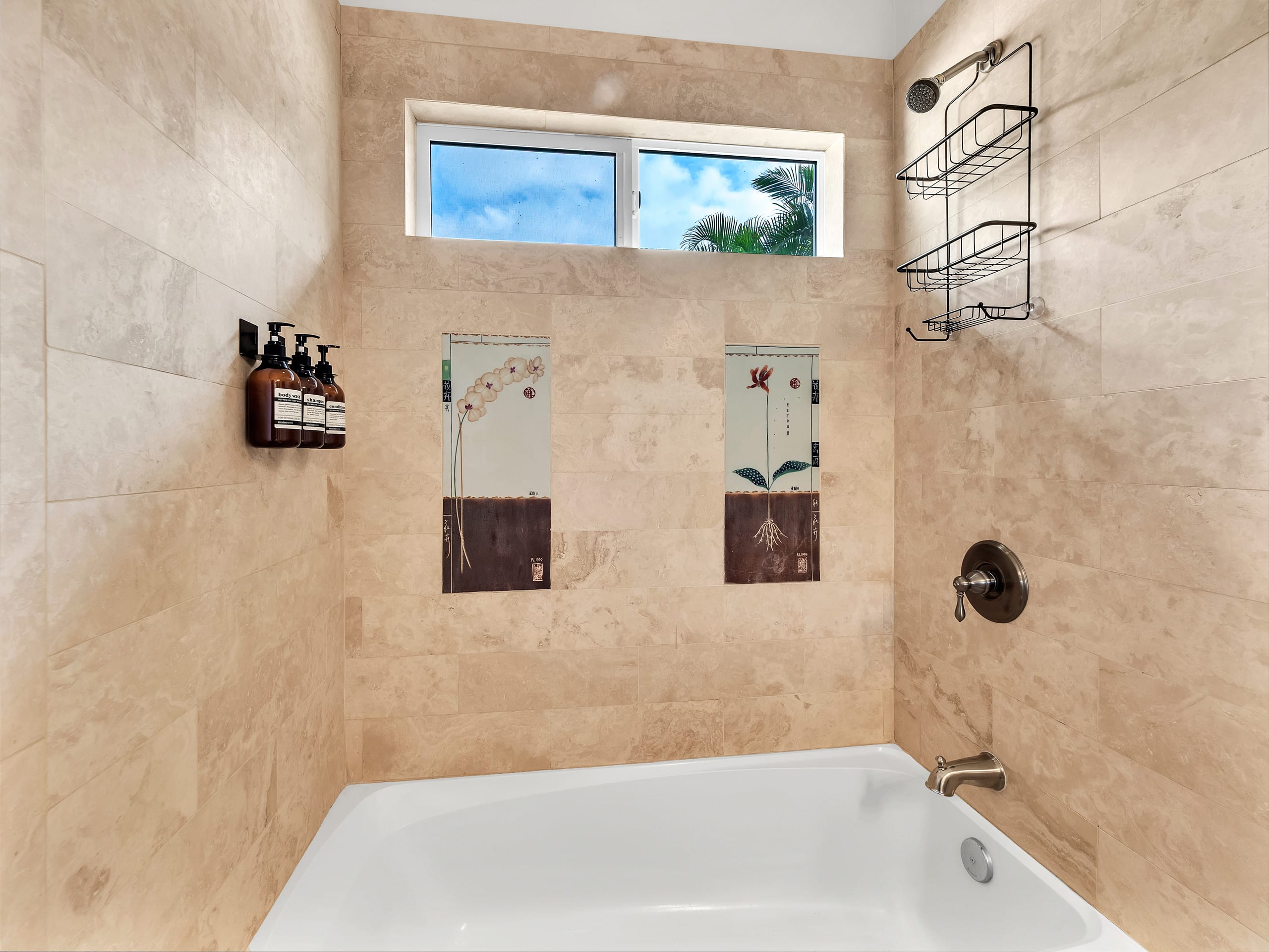 Home in Kailua-Kona · ★4.94 · 3 bedrooms · 4 beds · 2 private baths - Image 43