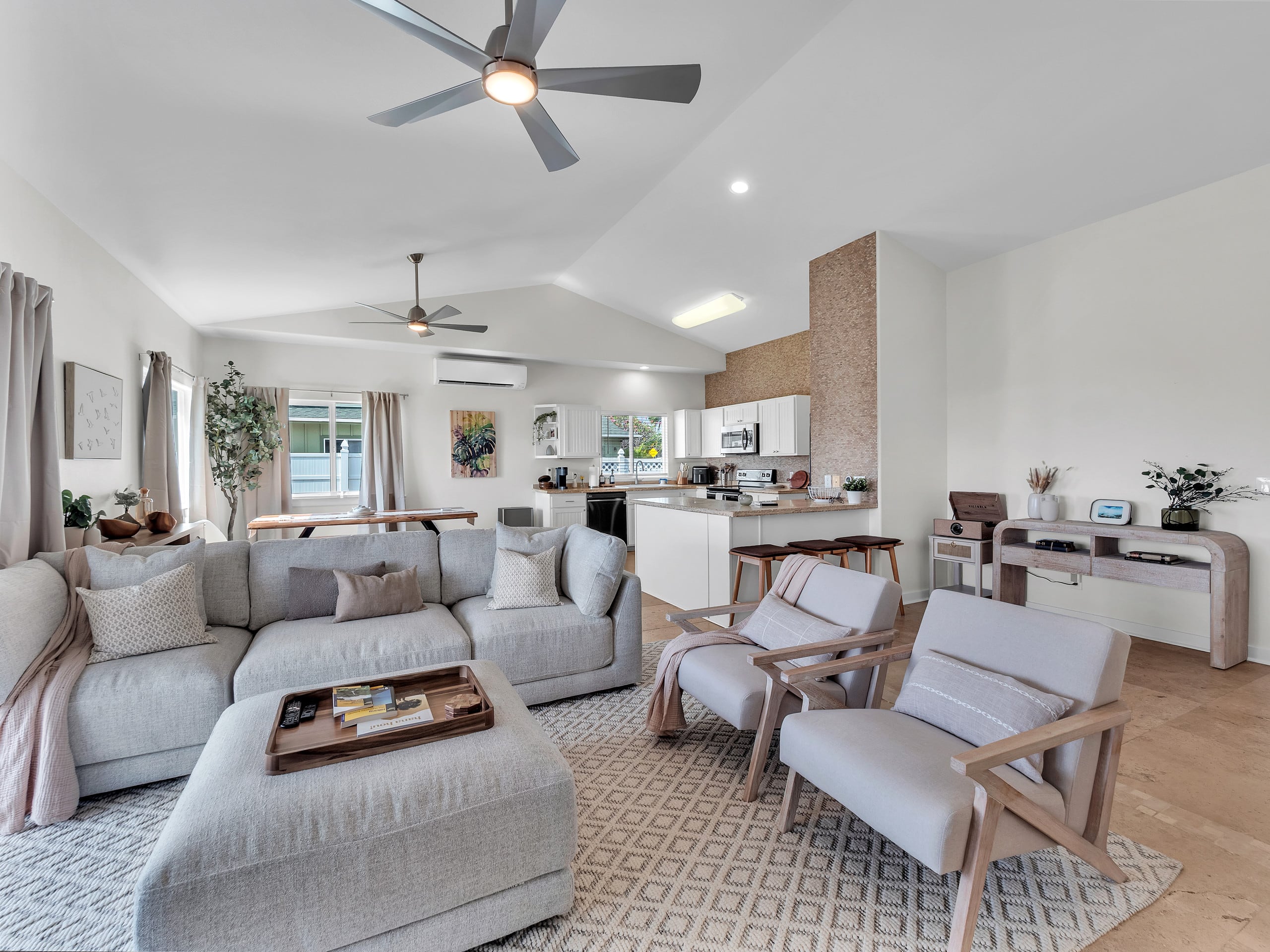 Home in Kailua-Kona · ★4.94 · 3 bedrooms · 4 beds · 2 private baths - Image 7