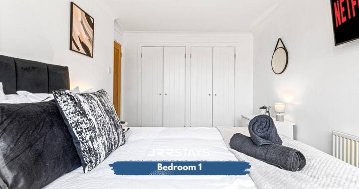 Mirno utočište s udobnim bračnim krevetom za miran san.