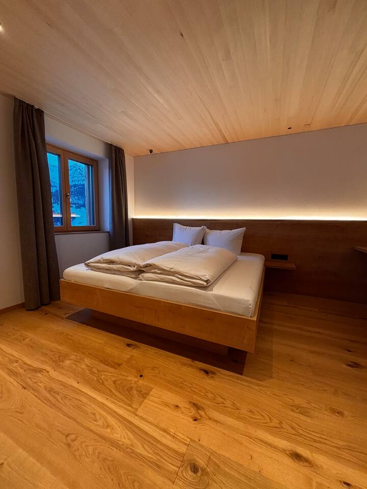 غرفة النوم 1