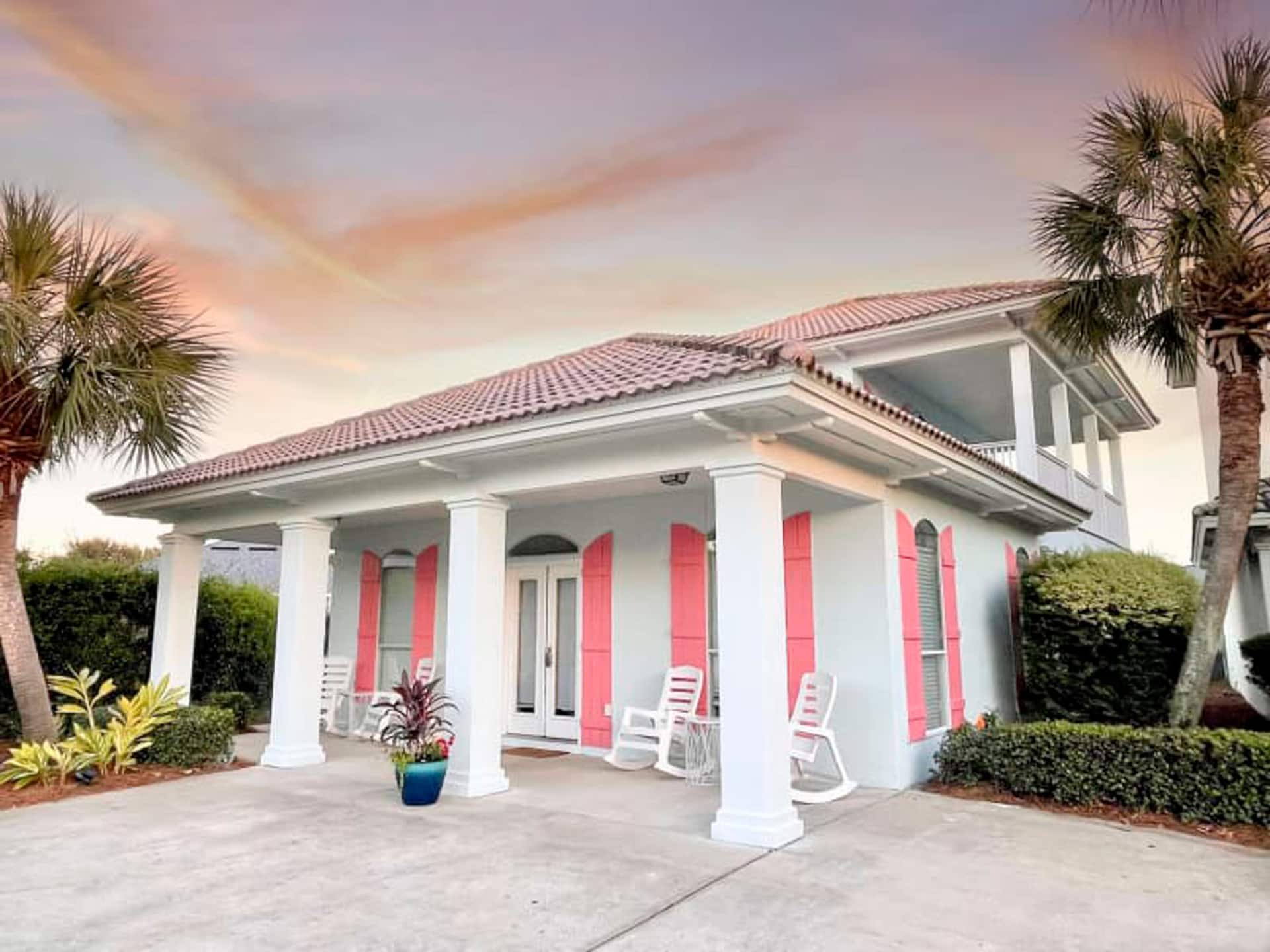 Blondies Beach Bungalow