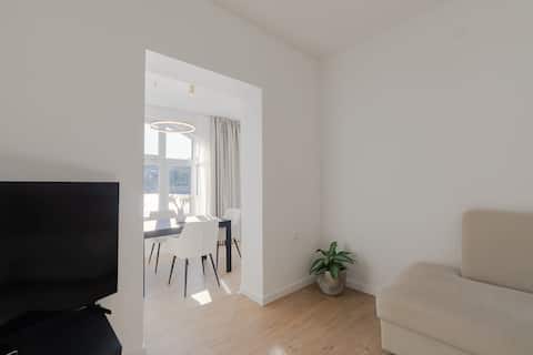 Successful Airbnb property: The best view apartment in Čara