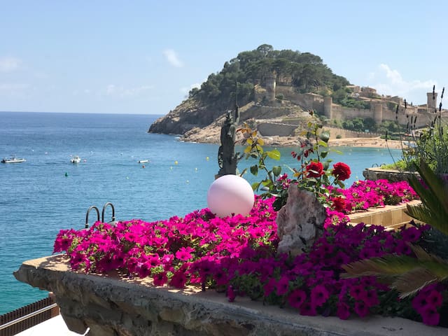 Duplex with Pool and Dreamy Sea Views