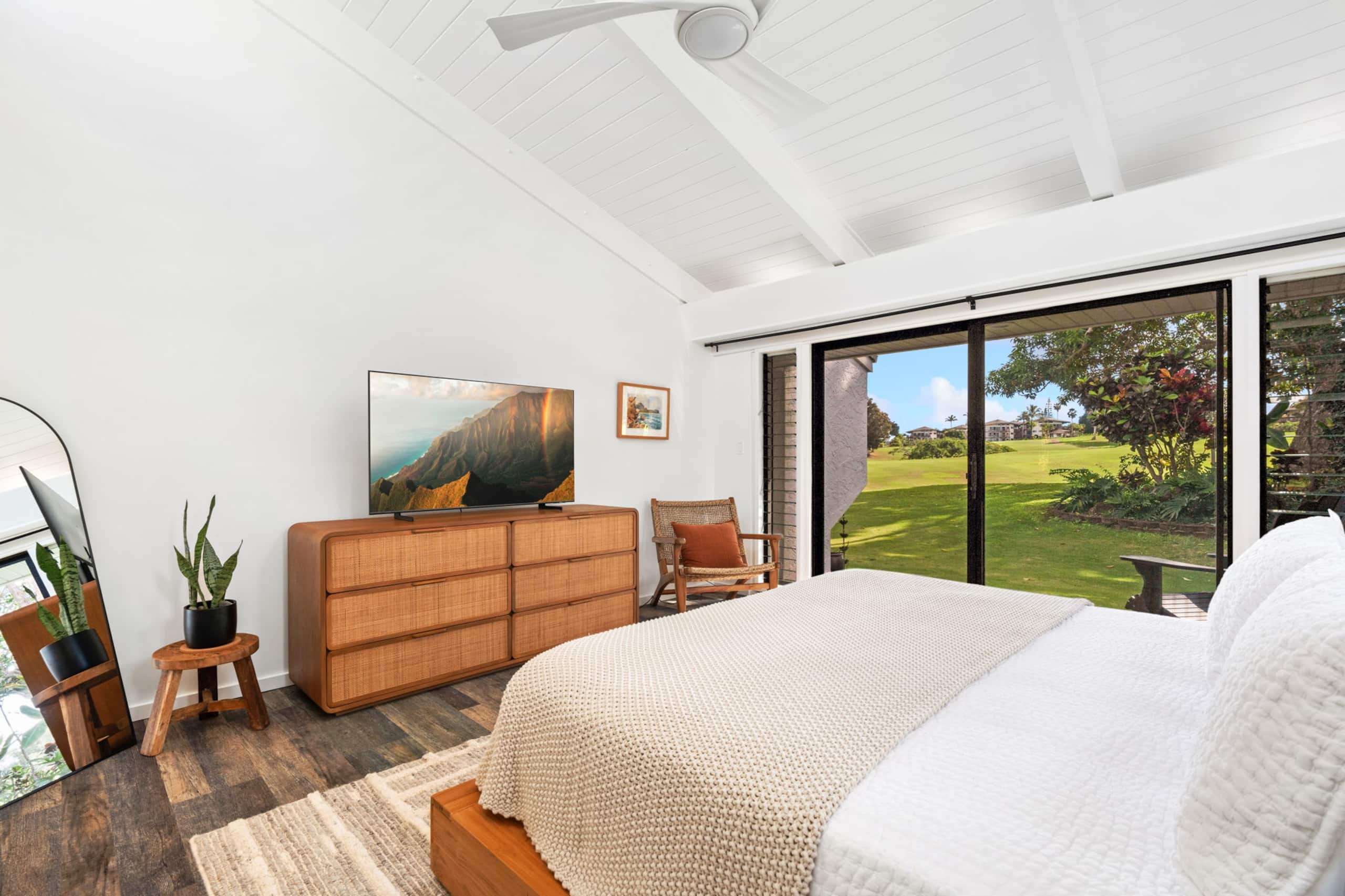 Home in Princeville · ★5.0 · 4 bedrooms · 5 beds · 3 baths - Image 13
