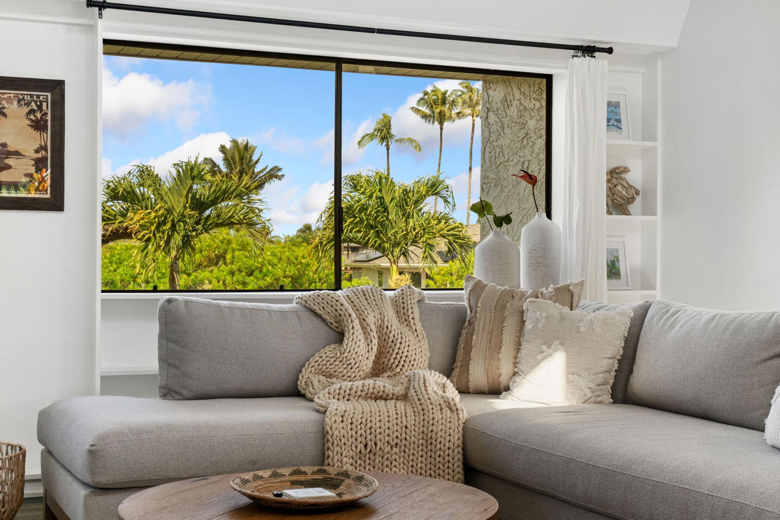 Home in Princeville · ★5.0 · 4 bedrooms · 5 beds · 3 baths - Image 5