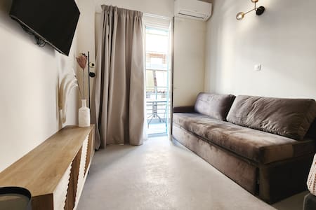 Omian Emerald House | classic balcony & rooftop 2