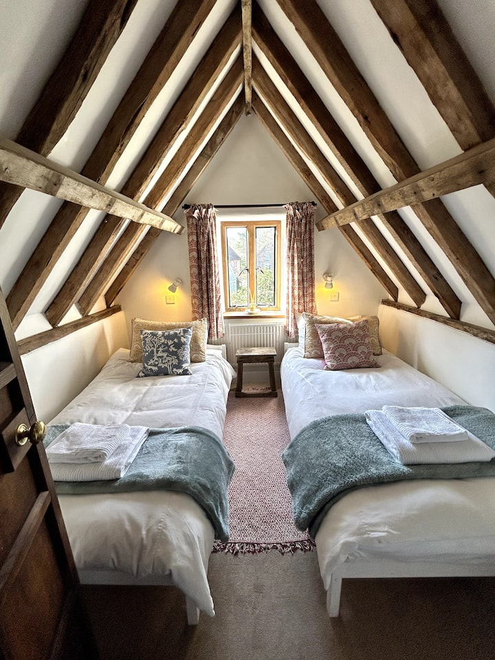 2 стандардни единечни кревета