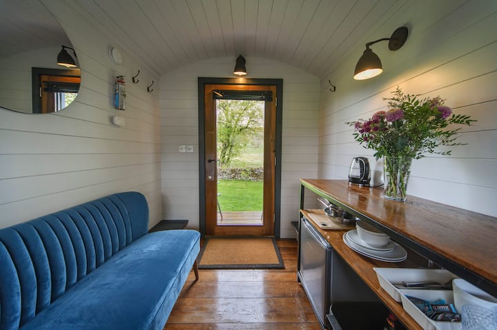 The Pheasant/cosy Hut/ Peak District/views. - Hope Valley