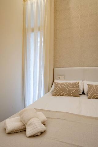 ¡Espectacular apto en el Centro MAD! 10PAX gallery image 5