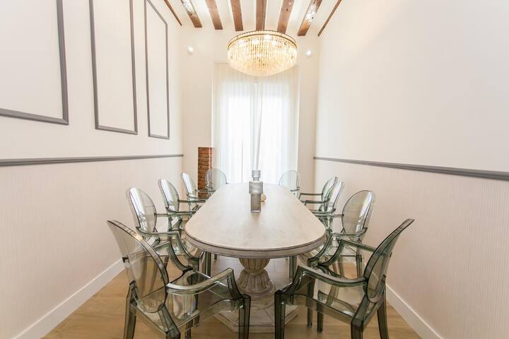 ¡Espectacular apto en el Centro MAD! 10PAX gallery image 2