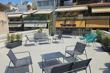 Omian Emerald House | Tranquil balcony & rooftop 3