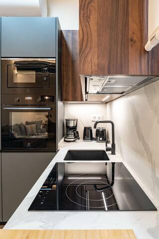 ¡Fantástico apto en el Centro Madrid! 8PAX gallery image 5