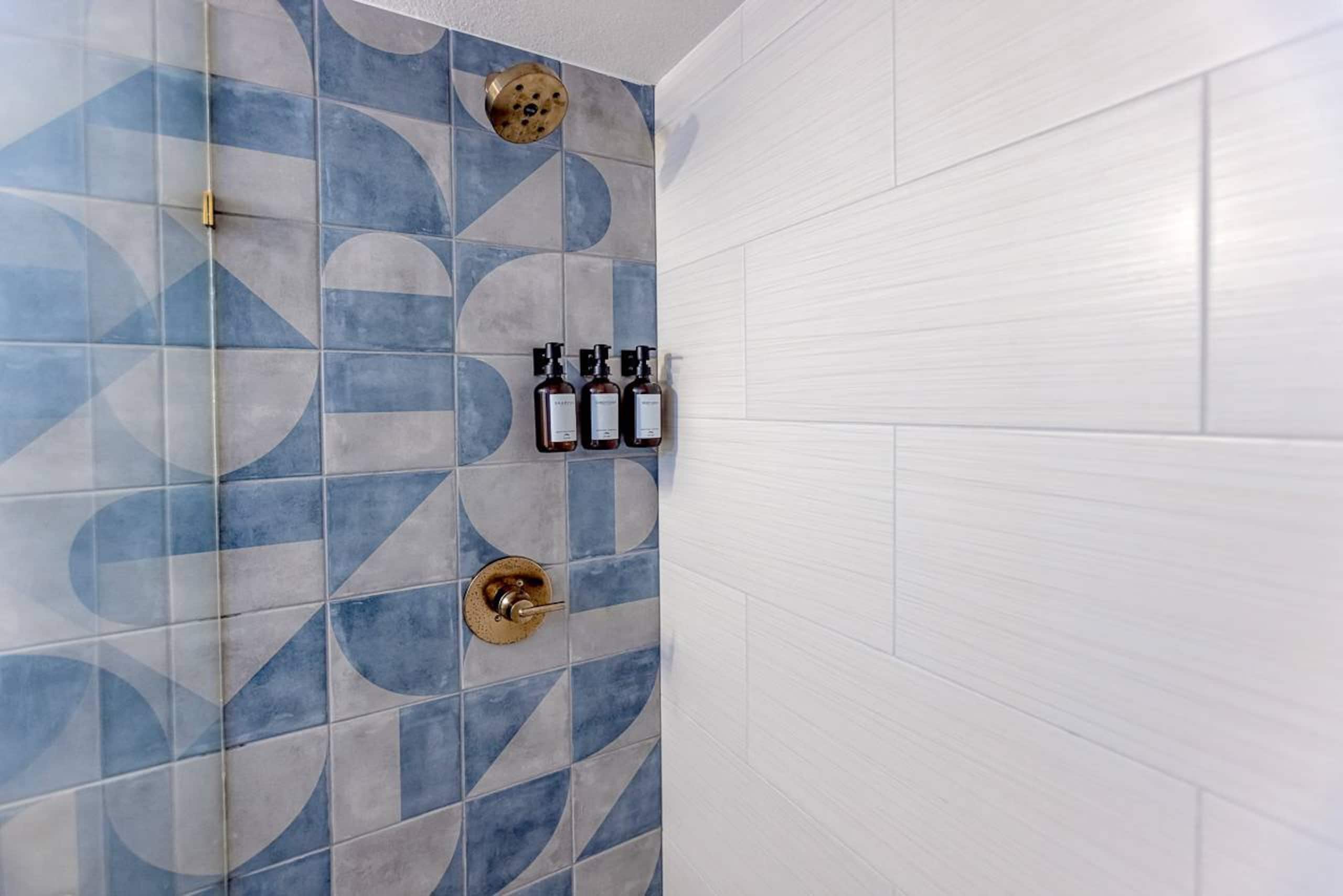 Condo in Kihei · ★4.87 · 2 bedrooms · 4 beds · 2 private baths - Image 19
