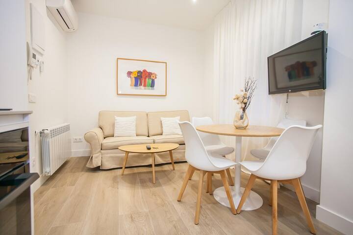 ¡Único apto en el Centro Madrid! 6PAX gallery image 3