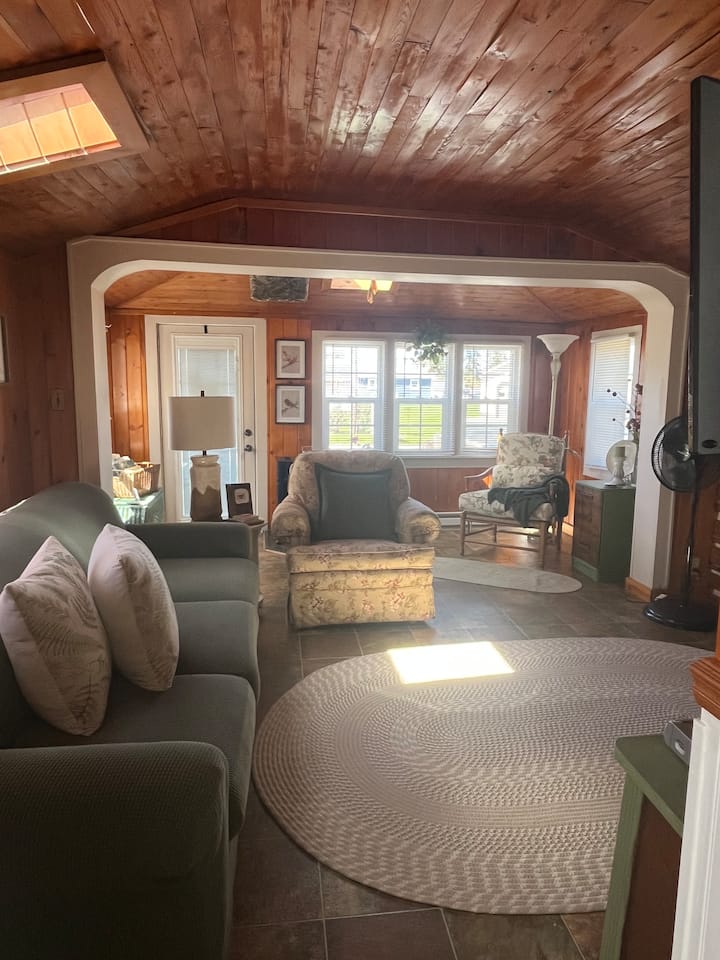 Miss Jane’s Cottage - Mackinac Island, MI