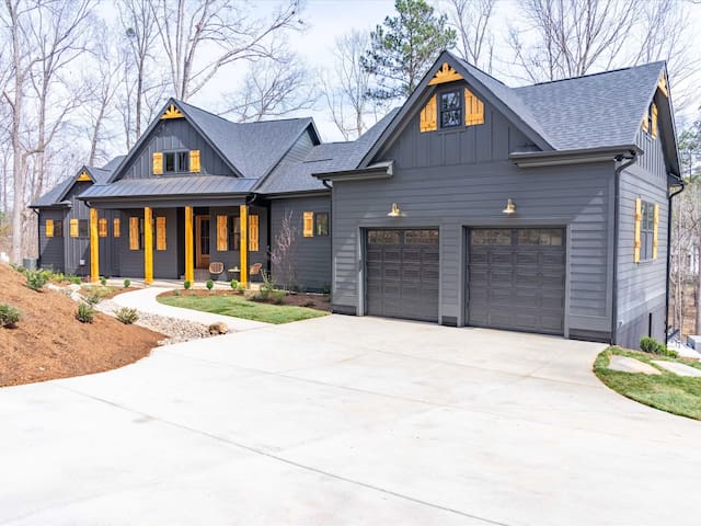 Everlong Residential managed Airbnb listing 1