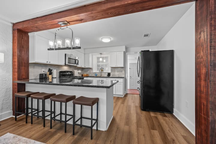 The Local Loft At Lsu Minutes From Downtown - Louisiana State University, Baton Rouge