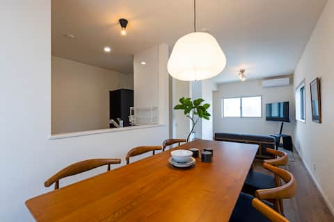 Luxurious new house for group trips/4 minutes walk from JR Kasuga Station/HAJIME STAY KASUGA 2
