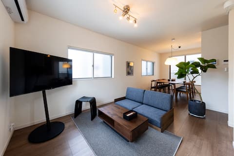 Luxurious new house for group trips/4 minutes walk from JR Kasuga Station/HAJIME STAY KASUGA 2