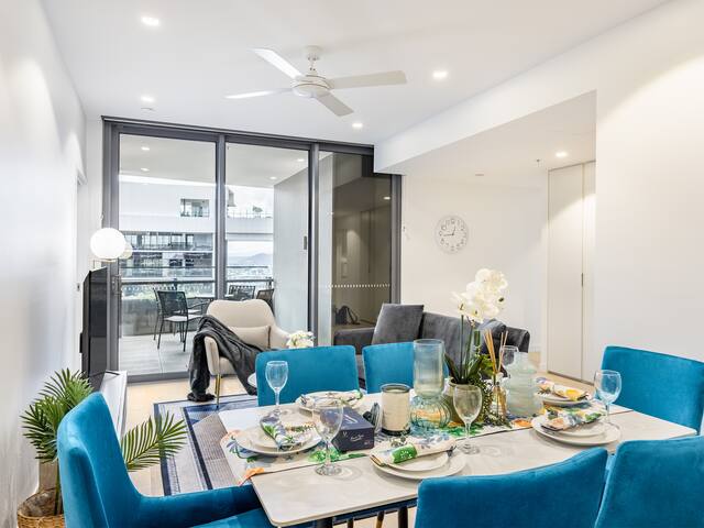 Iconic Casino Residence 3.5BR Apt Pool & Riverside gallery image 4