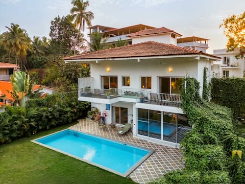 StayVista at Aroha Palms Serenity - Pool, Wi-Fi