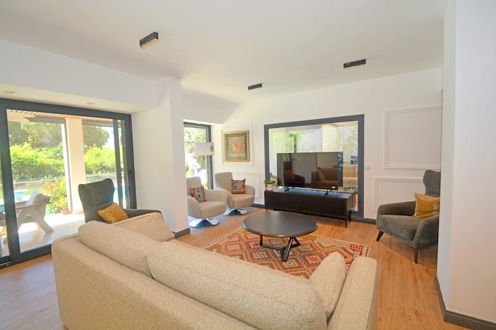 Sea View Villa In Most Upscale Yalikavak - Yalıkavak