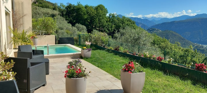 Studio "Bleu", Vue 180° Sur Le Mercantour - Carros