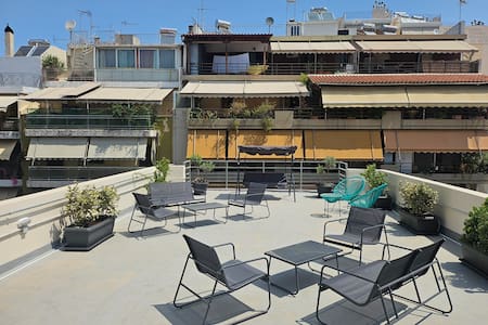 Omian Emerald House | balcony oasis & rooftop 2