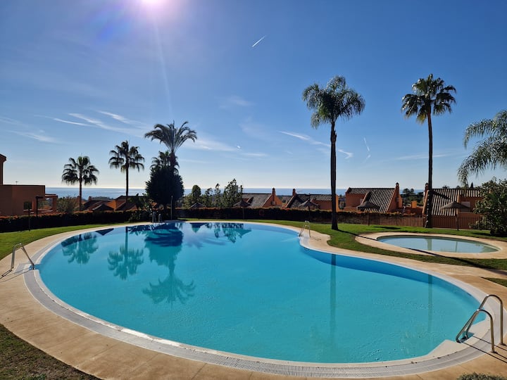 Vue Magnifique Sur La Méditerranée Et Le Golf - Marbella