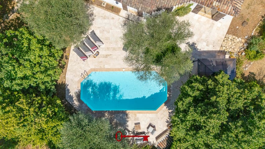 La Clé Rouge managed Airbnb listing 3