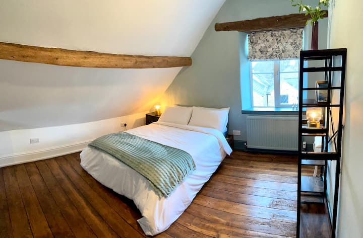 غرفة النوم 2