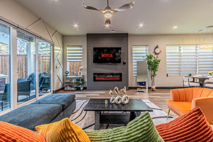 [Royal Luxury] Dallas Luxe Stay w/2 HotTubs+Games