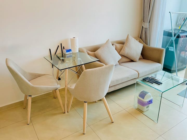 City Condo With A Lagoon Pool - Pattaya