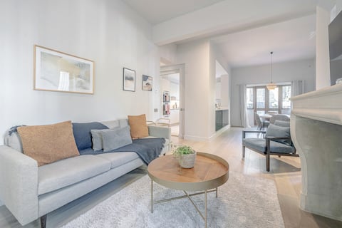 Luxurious 4 bedroom home in Kensington