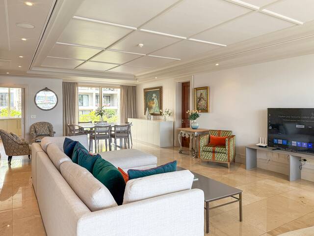 Marina Sunset Suite gallery image 2