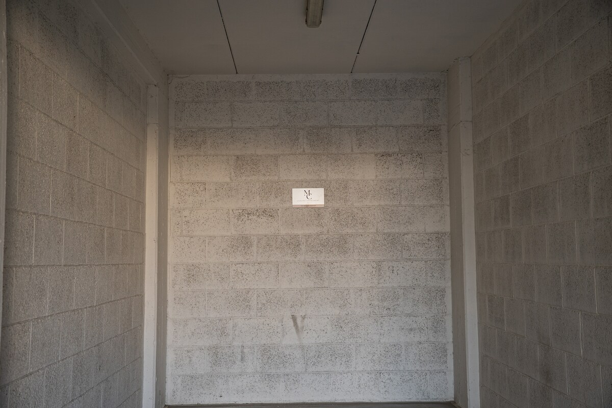 MC Lux Apt — 40