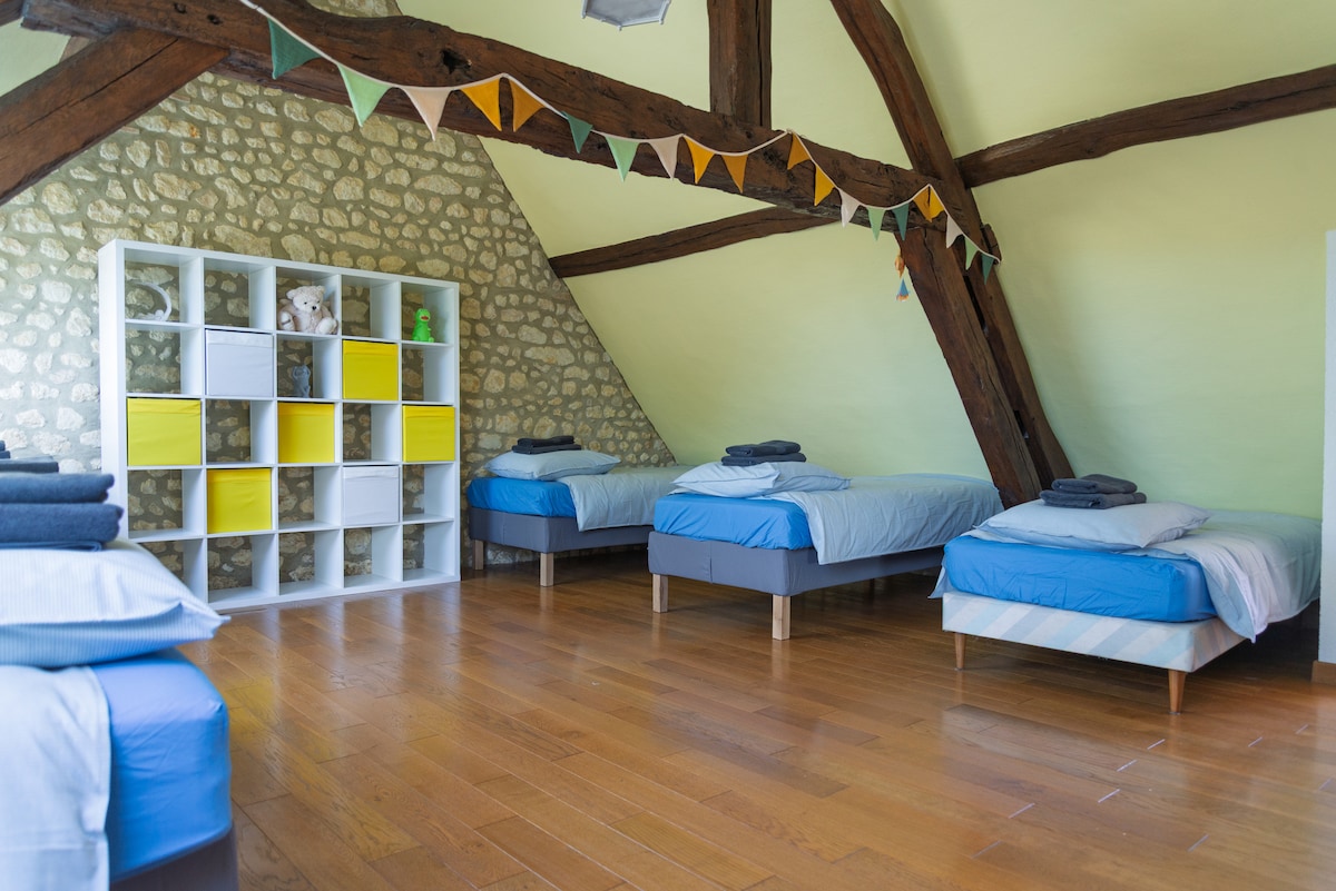 Bergerie - ghorofa ya 1 - Bweni - vitanda 6 vya mtu mmoja