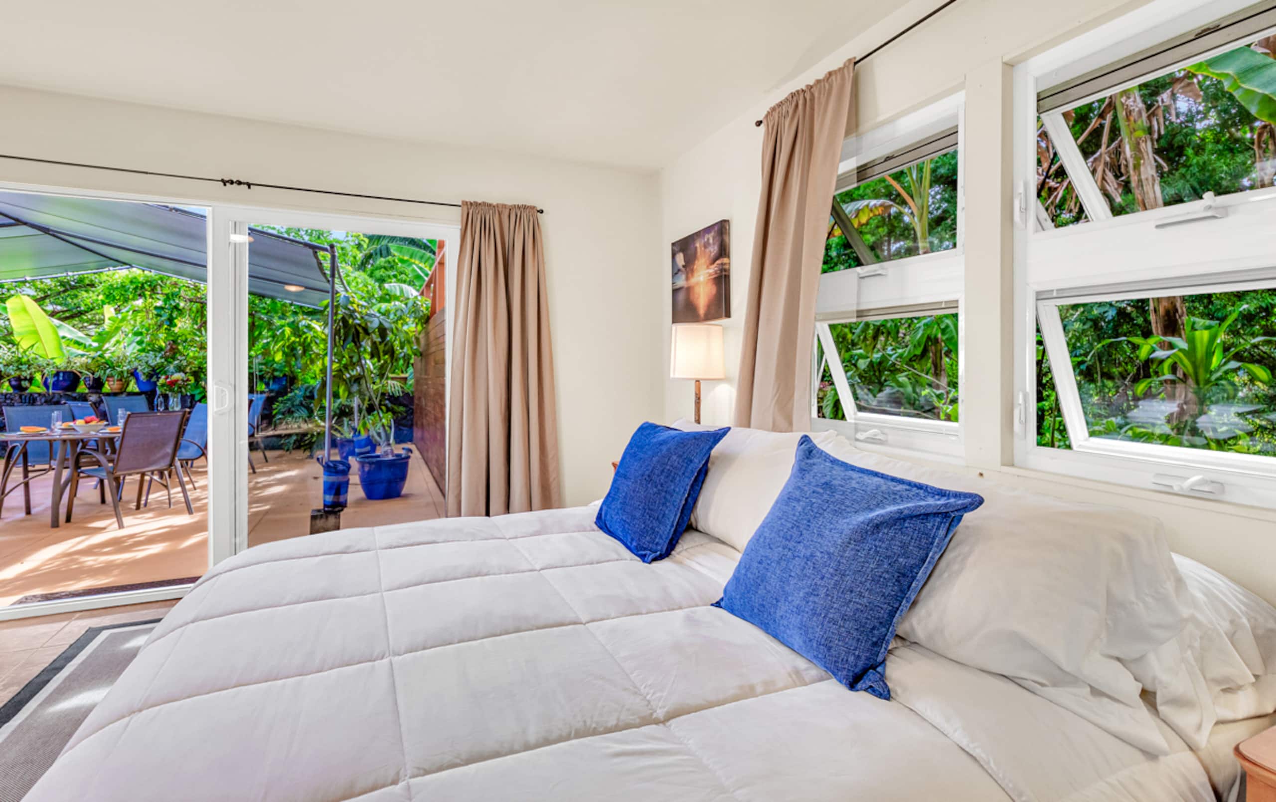 Villa in Pahoa · ★4.86 · 4 bedrooms · 6 beds · 2 private baths - Image 1