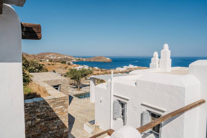 Unique villa with view on Chrysopigi monastery 2 gallery image 4