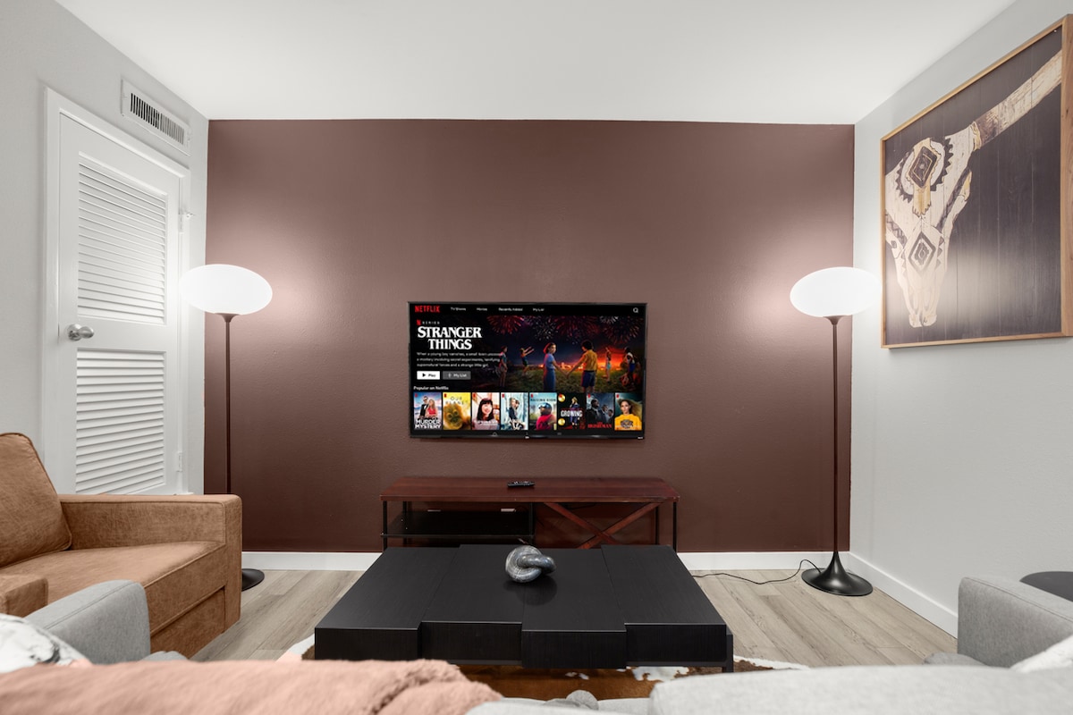 Ulu dhe shijo shfaqjet e tua të preferuara dhe ofruesit e transmetimit