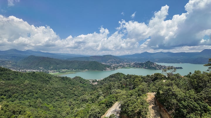 Exclusiva Casa Con Hermosa Vista Al Lago - Valle de Bravo