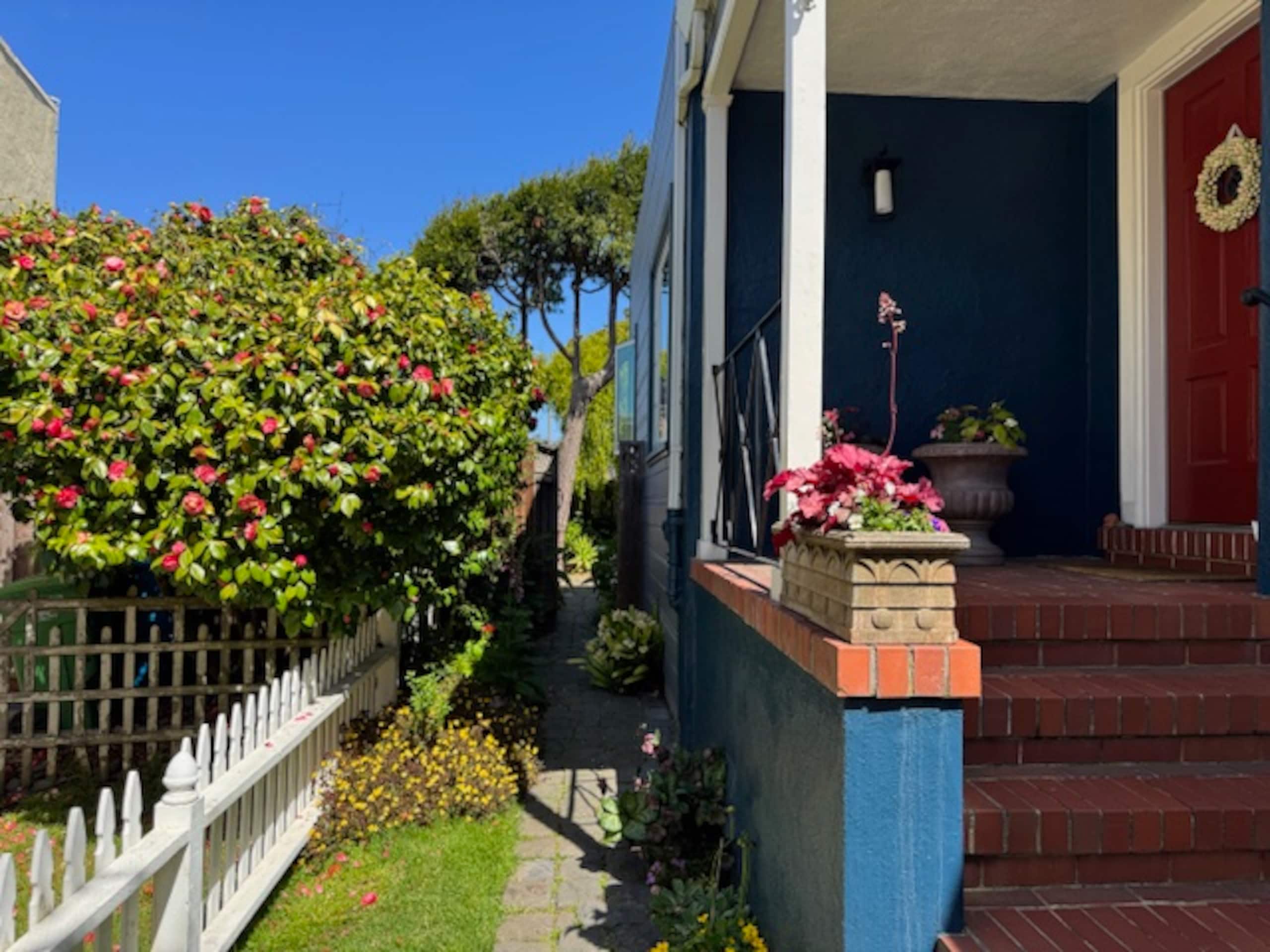 Home in San Francisco · ★4.95 · 2 bedrooms · 2 beds · 2 baths - Image 52