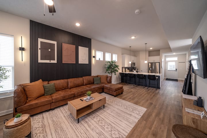 Luxury 3br- Game Room Cle Clinic Uc & Little Italy - Cleveland, OH