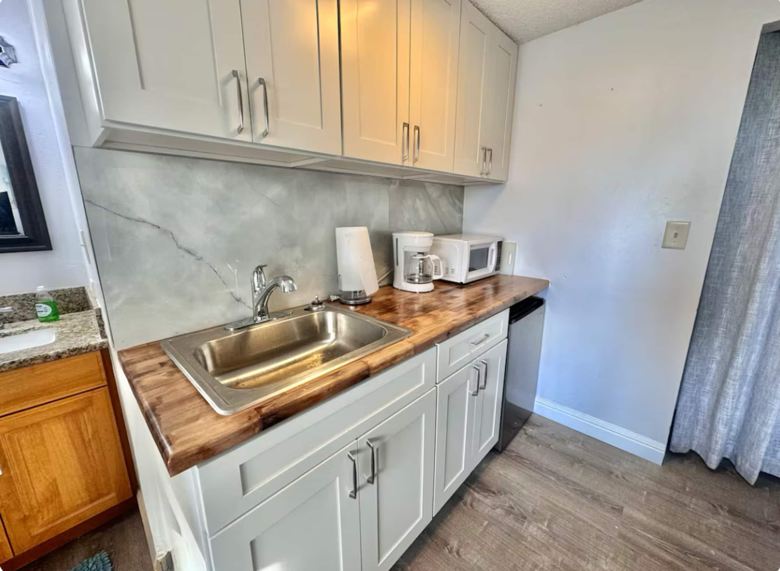 702a Central, Close to BEACH! - Photo 7