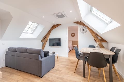 Top Airbnb: New Cozy Apartment, Hyper Center 301 à Saint Aignan