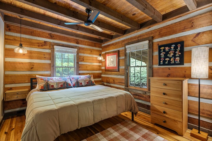 Chumba cha kulala #2 (chini ya ghorofa) - kitanda aina ya king