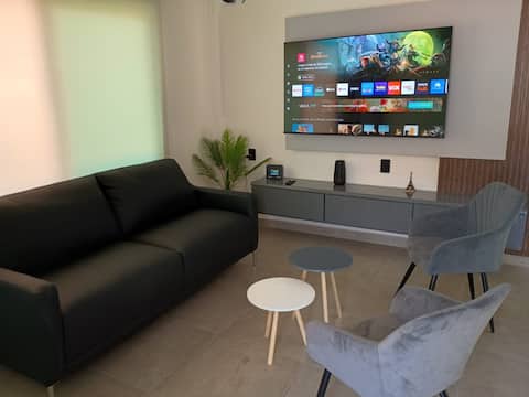 Luxury house in the center - esplanade, safe, 36 amenities.