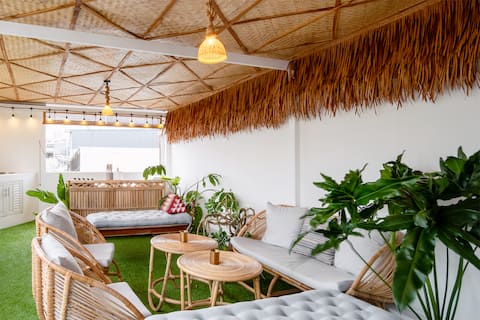 5BR entire-apartment with rooftop in city BTS