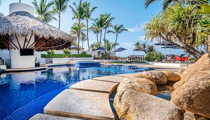 Acapulco Diamante Pool View + Beach Access - Acapulco